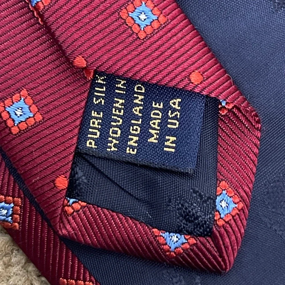Brooks Brothers Silk Tie Mens Burgundy Red Blue Geometric Preppy Stain Resistant